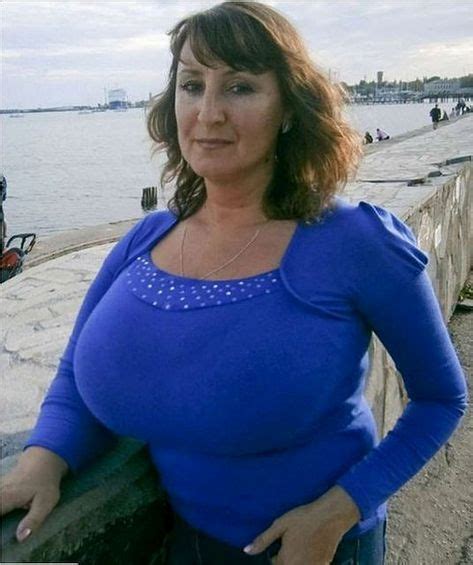 femme mature gros seins|mature gros seins Search